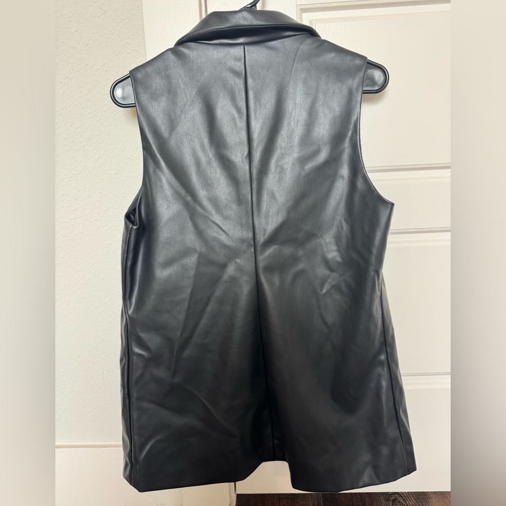 Sincerely Jules Black Leather Vest - Picture 3 of 3